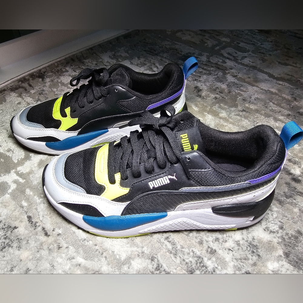 Puma Women's Sneaker Size 8.5